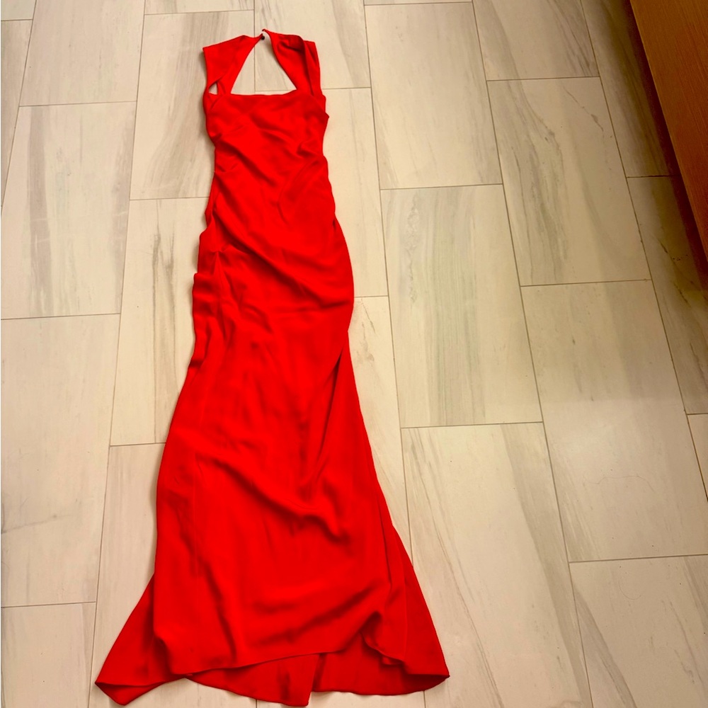 Nicole Miller red formal dress. Form fitting. So stunning!